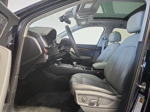 Moonlight Blue Metallic 2018 Audi Q5 2.0T Prestige