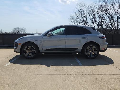 Chalk 2026 Porsche Macan Base