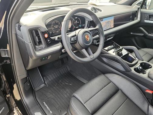 2026 Porsche Cayenne AWD