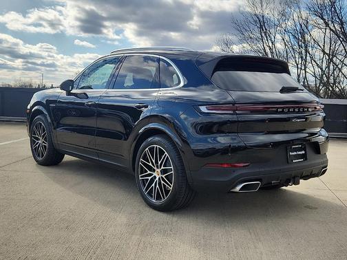 2026 Porsche Cayenne AWD