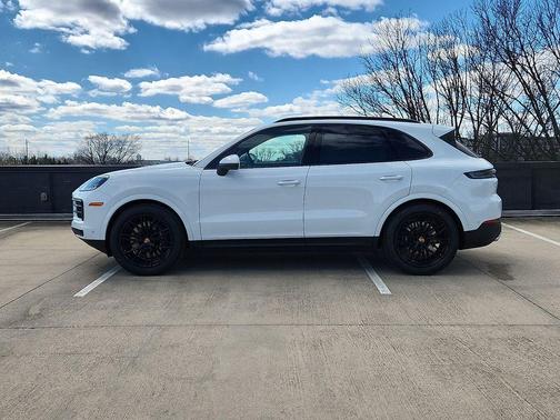 2026 Porsche Cayenne Base