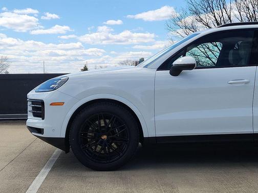 2026 Porsche Cayenne Base