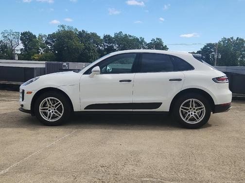 2019 Porsche Macan Base