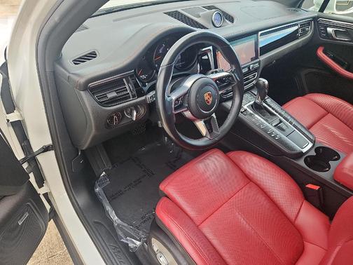 2019 Porsche Macan Base