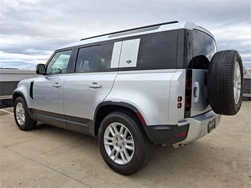 2024 Land Rover Defender 110 P400 S