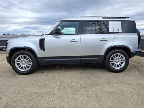 2024 Land Rover Defender 110 P400 S