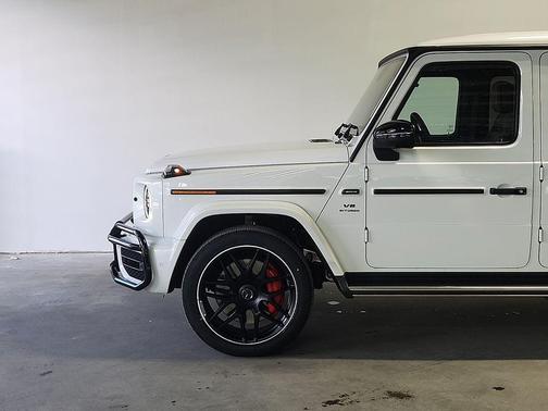 SELECT 2021 Mercedes-Benz AMG G 63 Base