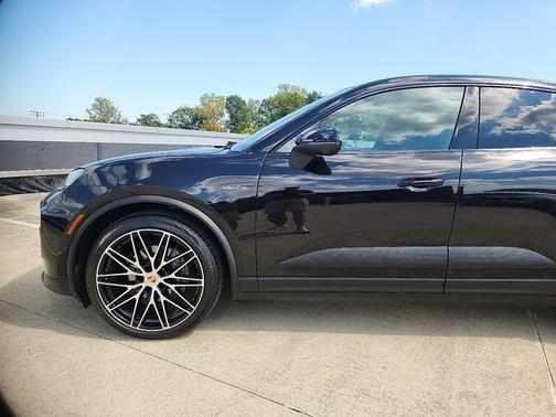 2024 Porsche Macan 4