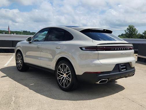 2026 Porsche Cayenne AWD
