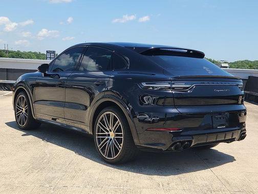 2022 Porsche Cayenne GTS