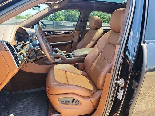 2022 Porsche Cayenne GTS