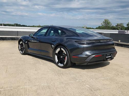 2025 Porsche Taycan 4S