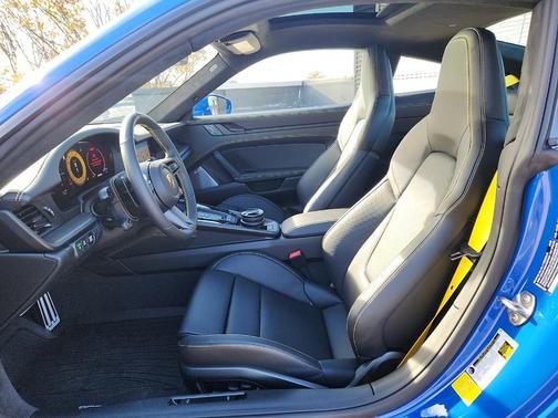 2026 Porsche 911 Carrera GTS