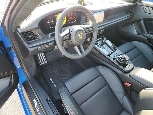 2026 Porsche 911 Carrera GTS