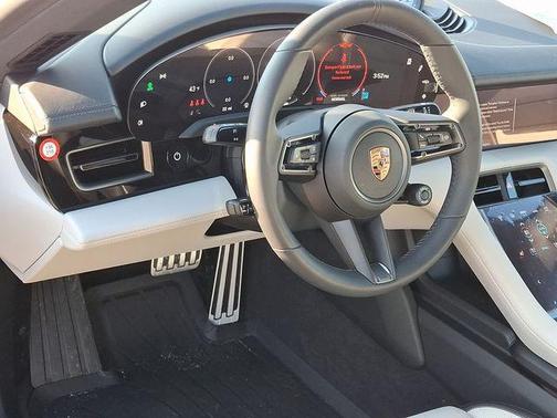 2025 Porsche Taycan 4S