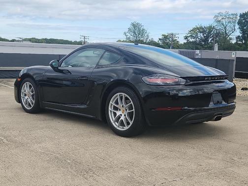 2018 Porsche 718 Cayman Base