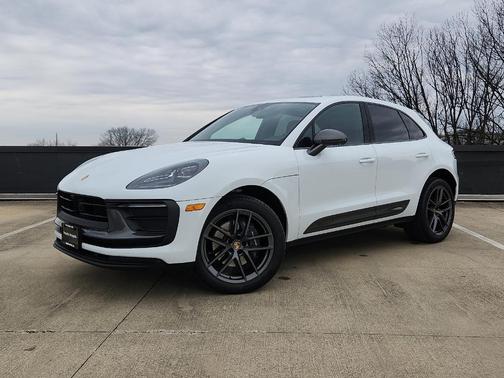 2025 Porsche Macan T