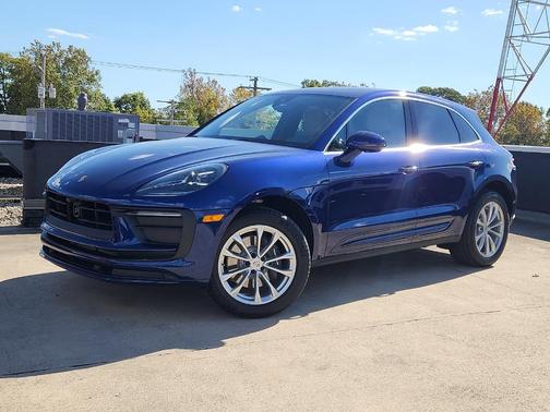 2026 Porsche Macan Base