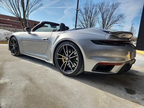 2021 Porsche 911 Turbo S