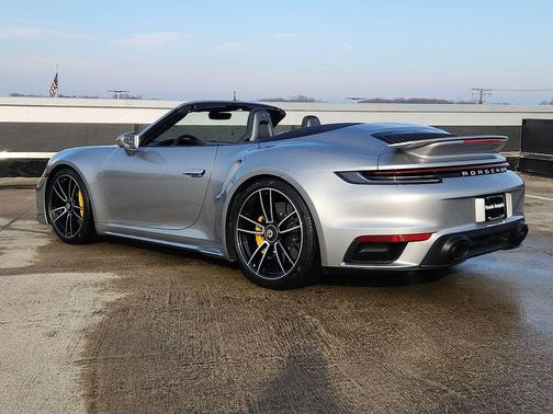 2021 Porsche 911 Turbo S