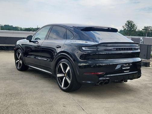 2026 Porsche Cayenne GTS