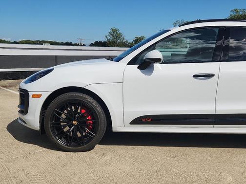 2022 Porsche Macan GTS
