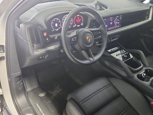 Chalk 2026 Porsche Cayenne AWD
