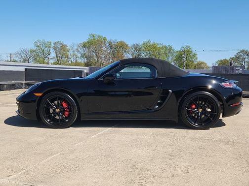 2024 Porsche 718 Boxster S