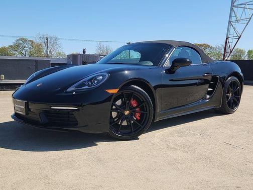 2024 Porsche 718 Boxster S