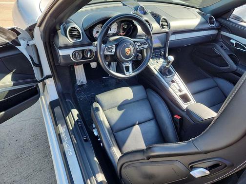 2022 Porsche 718 Boxster GTS