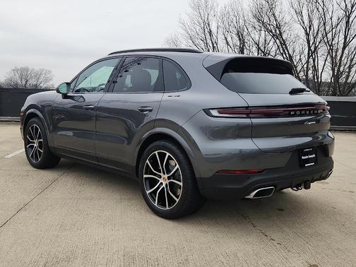 2026 Porsche Cayenne Base