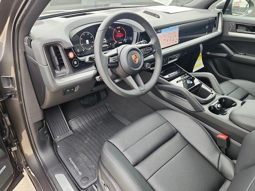 2026 Porsche Cayenne Base