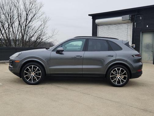 2026 Porsche Cayenne Base