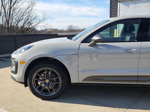 2026 Porsche Macan T