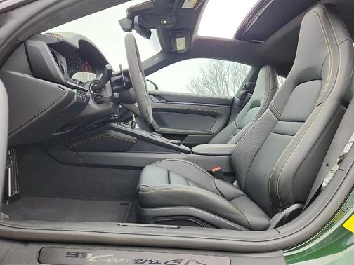 2026 Porsche 911 Carrera GTS