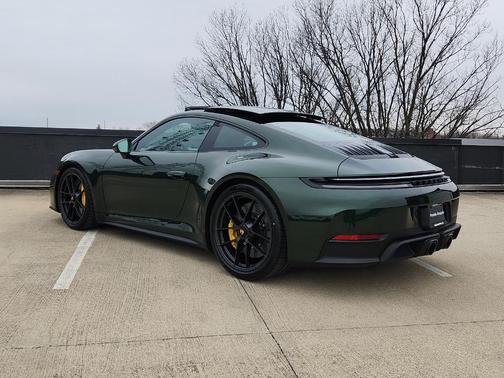 2026 Porsche 911 Carrera GTS