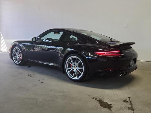 Jet Black 2017 Porsche 911 Carrera S