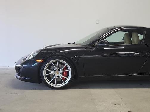 Jet Black 2017 Porsche 911 Carrera S