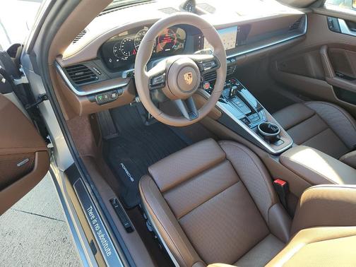 2026 Porsche 911 Carrera