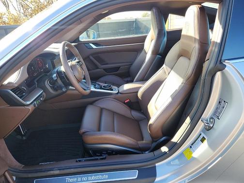 2026 Porsche 911 Carrera