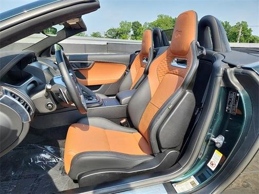 2023 Jaguar F-TYPE R