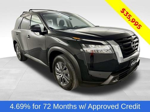 2025 Nissan Pathfinder SV FWD