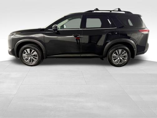 2025 Nissan Pathfinder SV FWD