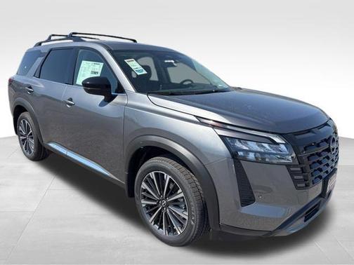 Gun Met 2026 Nissan Pathfinder Platinum