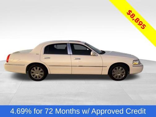 2007 Lincoln Town Car Signature