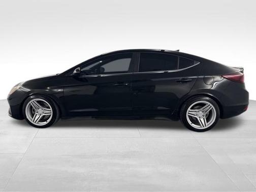 2019 Hyundai ELANTRA Sport