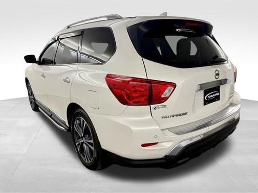 2019 Nissan Pathfinder Platinum