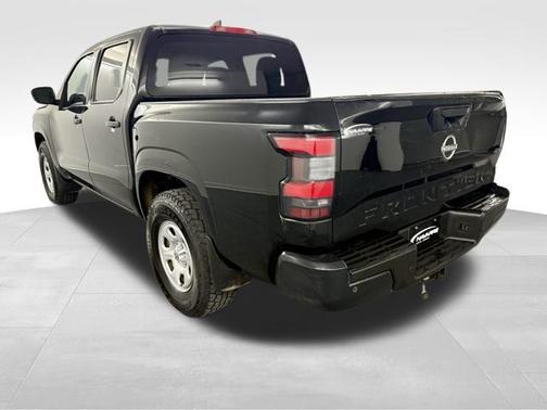 2023 Nissan Frontier S