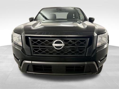 2023 Nissan Frontier S