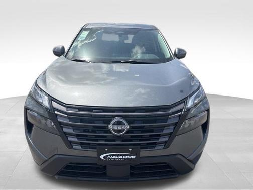 Gun Met 2026 Nissan Rogue SV